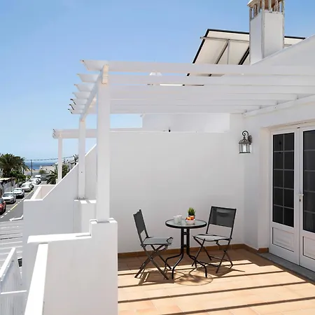 Casa Sabrina, Terraza Vista Mar * Playa Honda (Lanzarote)